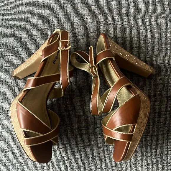 Cork Sandals - Picture 4 of 5